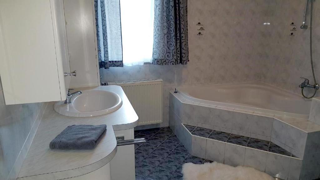 Ferienwohnung Kathrin Mariahof Kültér fotó